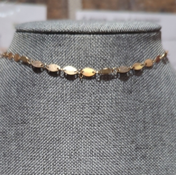 Unbranded Jewelry - Elegant Gold-Tone Choker Necklace | Classic & Sophisticated